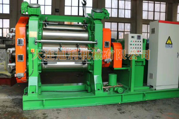 四輥壓延機(jī) 四輥壓延機(jī)