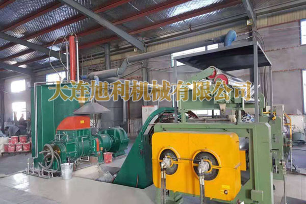 110升密煉機(jī)生產(chǎn)線 110升密煉機(jī)生產(chǎn)線